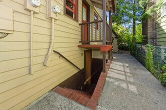 533 N 74th St in Seattle, WA - Building Photo - Building Photo