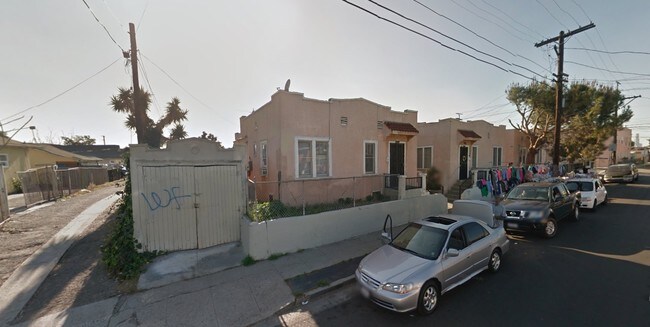 3000 E 6th St in Los Angeles, CA - Building Photo - Building Photo