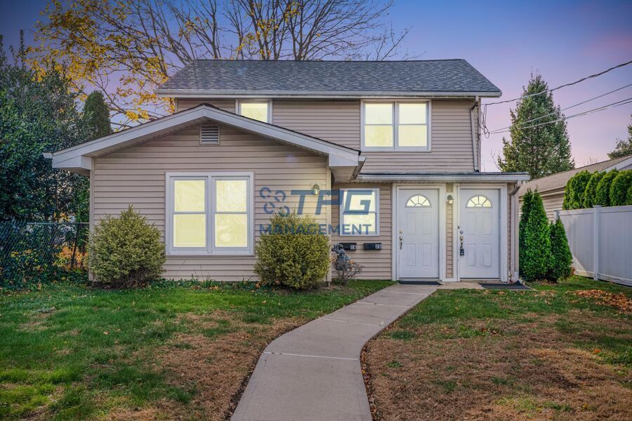 9 Thompson St-Unit -2 in West Long Branch, NJ - Building Photo