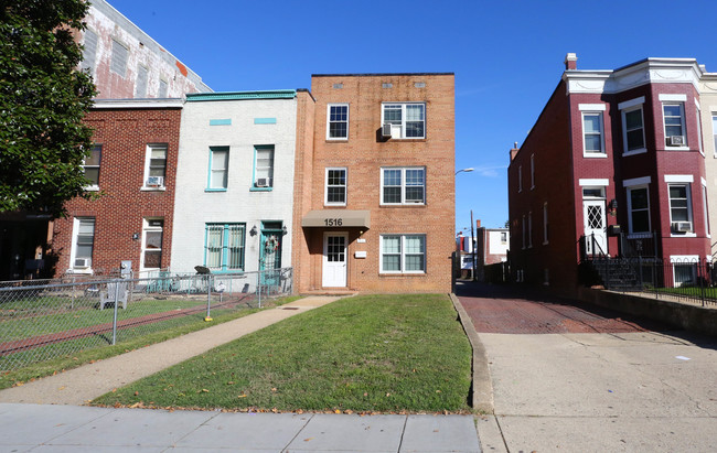 1516 E Capitol St NE in Washington, DC - Building Photo - Building Photo