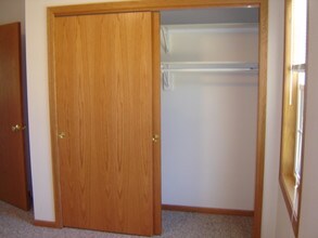1318 Balsam Ave, Unit a in Tomah, WI - Building Photo - Building Photo