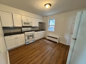 95 Delafield St in Poughkeepsie, NY - Building Photo - Building Photo