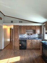 220 E Pleasant St in Sheridan, IL - Building Photo - Building Photo