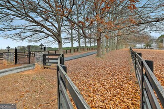 5116 Lower Fayetteville Rd in Sharpsburg, GA - Building Photo - Building Photo