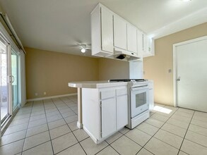 16689 Markham St in Fountain Valley, CA - Building Photo - Building Photo