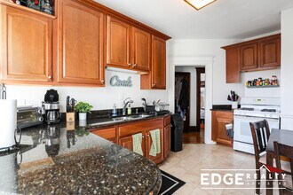 65 Oak Square Ave, Unit 2 in Boston, MA - Building Photo - Building Photo