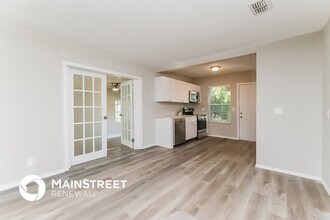 5130 Rena St in St. Petersburg, FL - Foto de edificio - Building Photo