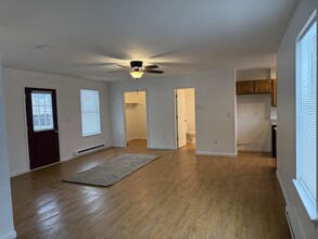 10 Locust Ln in Fleetwood, PA - Building Photo - Building Photo