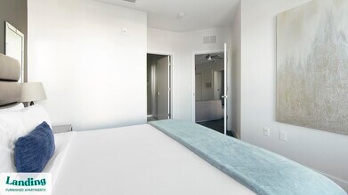 4950 W Prescott St, Unit 5104 in Tampa, FL - Foto de edificio - Building Photo