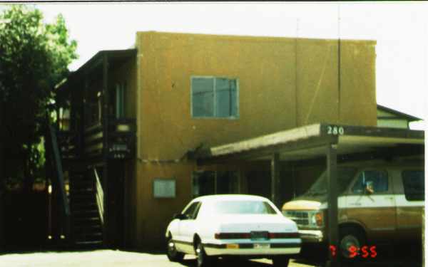 280 1st Ave in Redwood City, CA - Foto de edificio - Building Photo