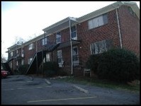 2927 Whittle Springs Rd in Knoxville, TN - Foto de edificio - Building Photo