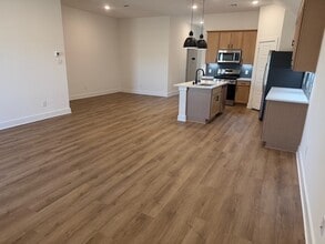 14106 Baikal Mnr Dr in Santa Fe, TX - Building Photo - Building Photo