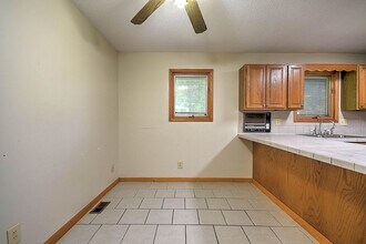 2304 Stuart Dr in Kingsport, TN - Building Photo - Building Photo