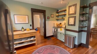 85 Putnam Ave in Hamden, CT - Building Photo