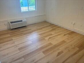 1231 N Galena Ave in Dixon, IL - Building Photo - Building Photo