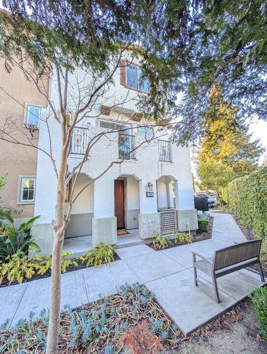 188 Jeffrey Ter in Sunnyvale, CA - Building Photo