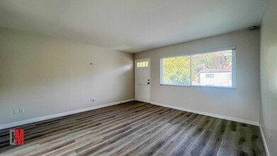 1602 Chalmers Street in San Diego, CA - Building Photo - Interior Photo