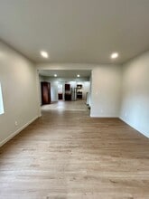 1423 Mitchell Ave in Zanesville, OH - Building Photo - Building Photo