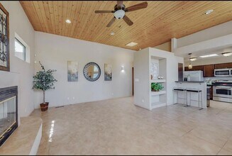 2411 Tramway Terrace Ct NE in Albuquerque, NM - Building Photo - Building Photo