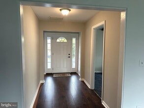 8614 Dunbrook Ln in Laurel, MD - Building Photo - Building Photo