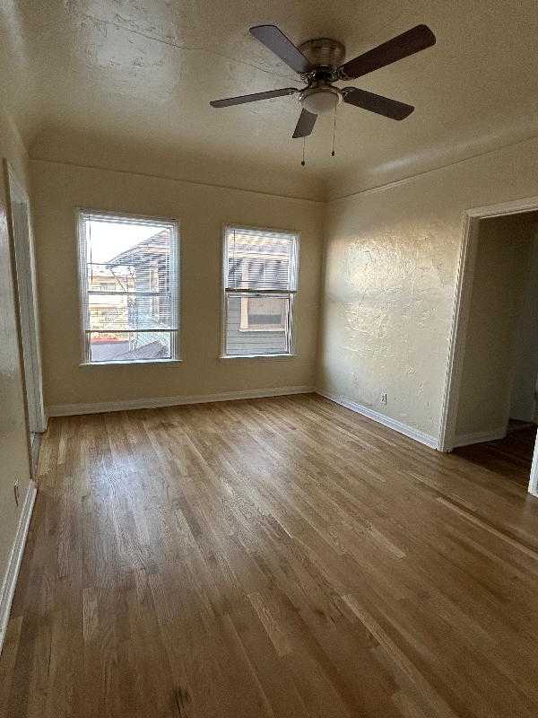 1154 Normandie Ave