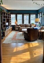 74 Stearns Rd, Unit 1 in Brookline, MA - Building Photo - Building Photo