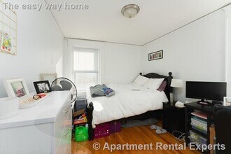 489 E Broadway, Unit #3 in Boston, MA - Building Photo - Building Photo