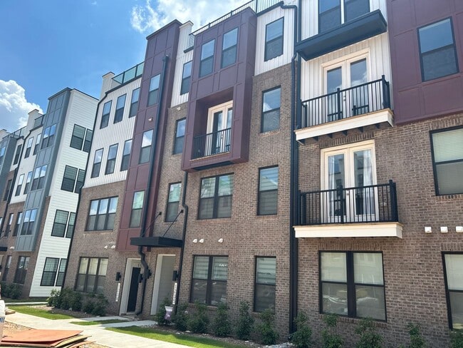 property at 1235 Shaw View Aly
