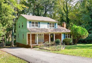 2353 Shoreham Dr in Richmond, VA - Building Photo - Building Photo
