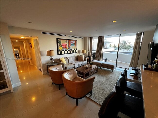 19707 Turnberry Way in Aventura, FL - Building Photo - Building Photo