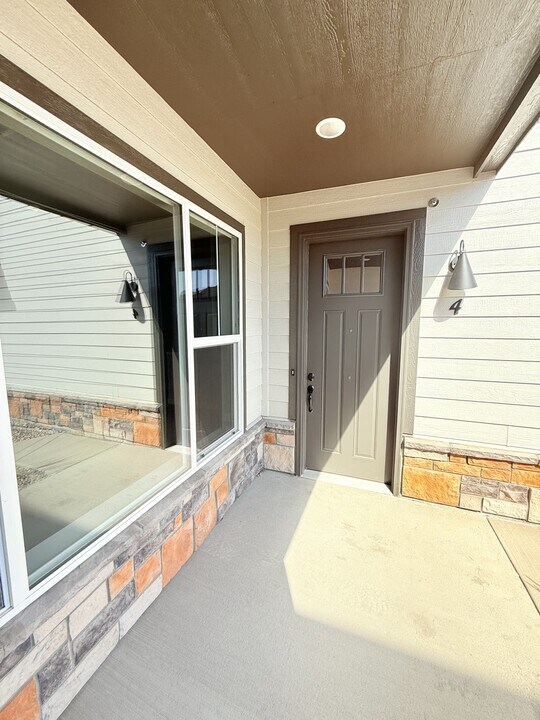 938 Schlagel St in Fort Collins, CO - Building Photo