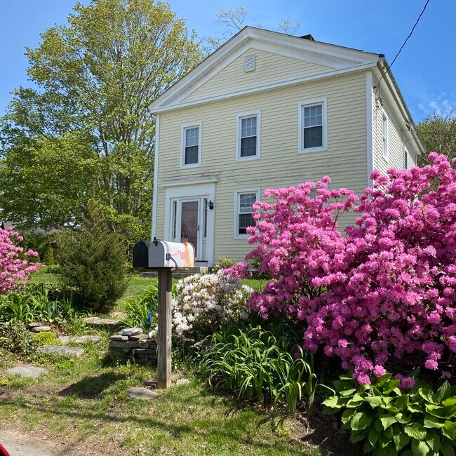 48 S Main St Rentals in Westbrook, CT