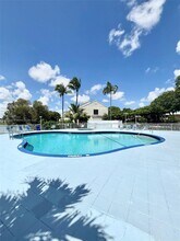 3469 NW 44th St in Lauderdale Lakes, FL - Building Photo - Building Photo