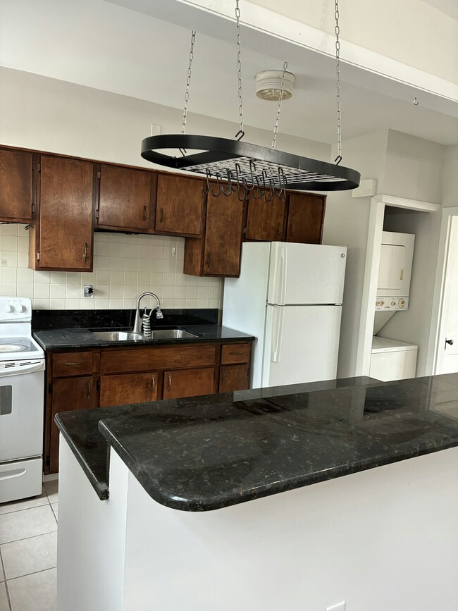 114 Westowne Rd in Baltimore, MD - Building Photo - Building Photo