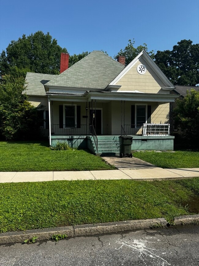 property at 304 S Carolina Ave
