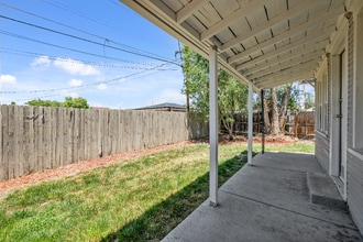 363 S Meade St in Denver, CO - Building Photo - Building Photo