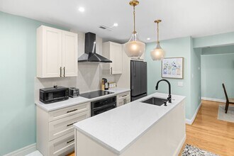 9820 Georgia Ave in Silver Spring, MD - Building Photo - Building Photo