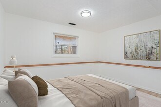 325 Bainbridge Cir in Garner, NC - Building Photo - Building Photo