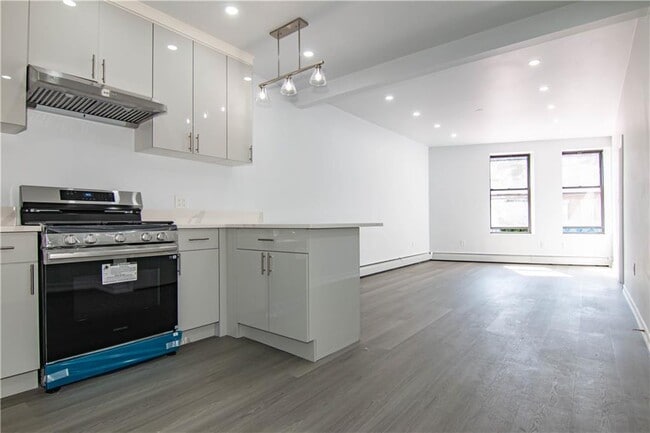 property at 7604 5th Ave
