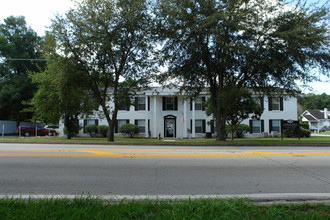 Carriage House in DeLand, FL - Building Photo - Building Photo