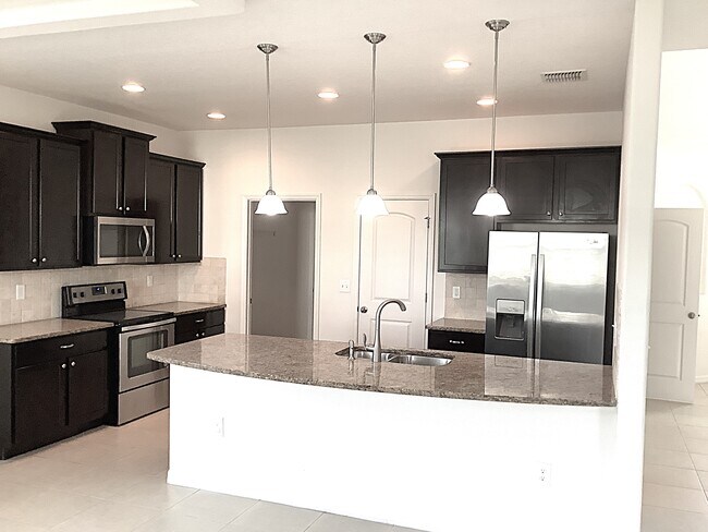 11621 Winterset Cove Drive in Riverview, FL - Foto de edificio - Building Photo