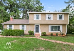 4812 Kaplan Dr in Raleigh, NC - Building Photo