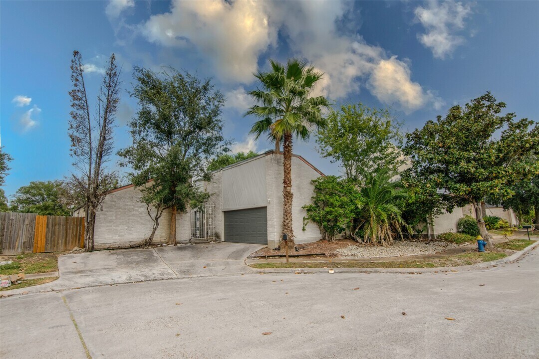 7838 Duffield Ln in Houston, TX - Building Photo