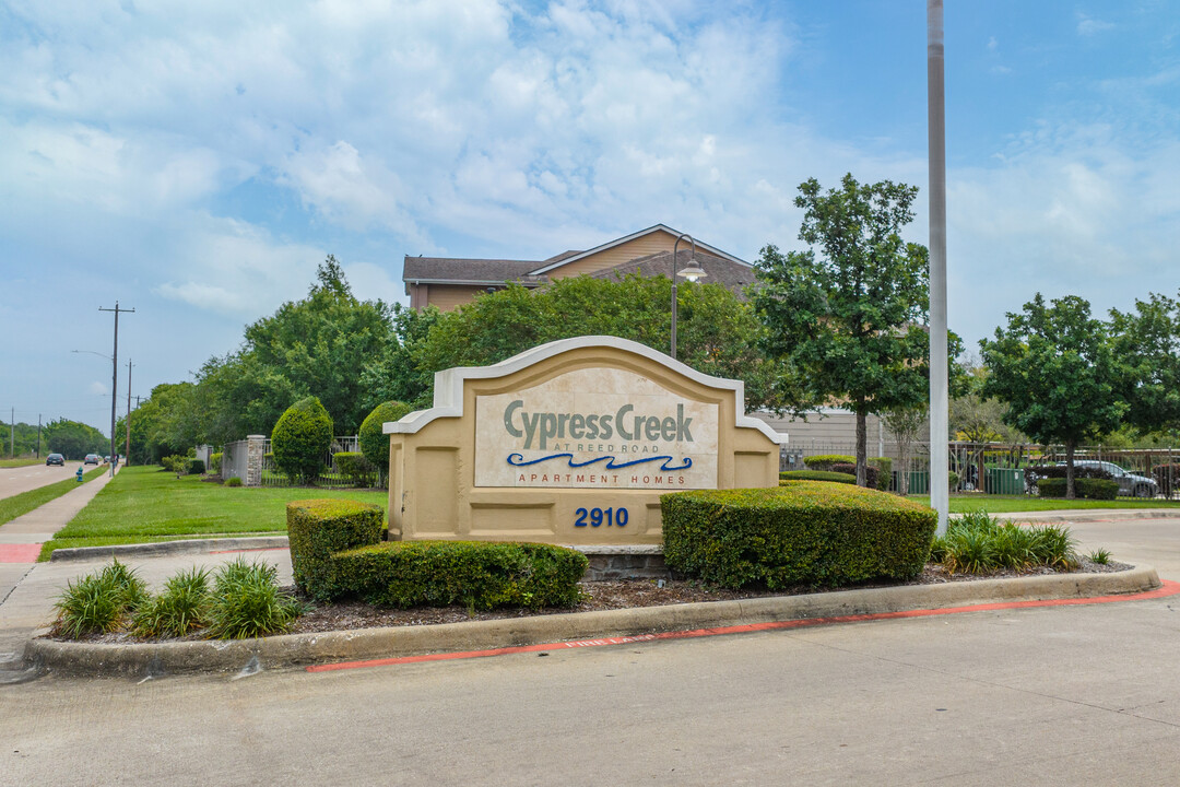 Cypress Creek at Reed Road Apartment Homes in Houston, TX - Building Photo