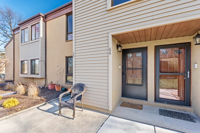 property at 66 Banner Ct