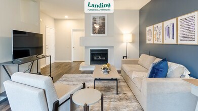 2805 Par Dr, Unit 1500-204 .863646 in Raleigh, NC - Foto de edificio - Building Photo