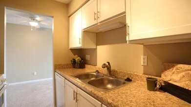 Stadium View Apartments in Columbus, OH - Building Photo - Interior Photo