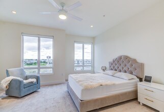 6415 NW 102nd Path-Unit -201 in Doral, FL - Building Photo - Building Photo