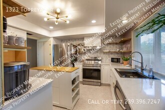 1323 Torreya Cir in North Fort Myers, FL - Building Photo - Building Photo