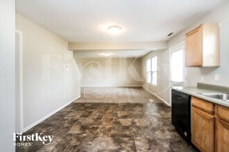 10823 Gathering Dr in Indianapolis, IN - Building Photo - Building Photo